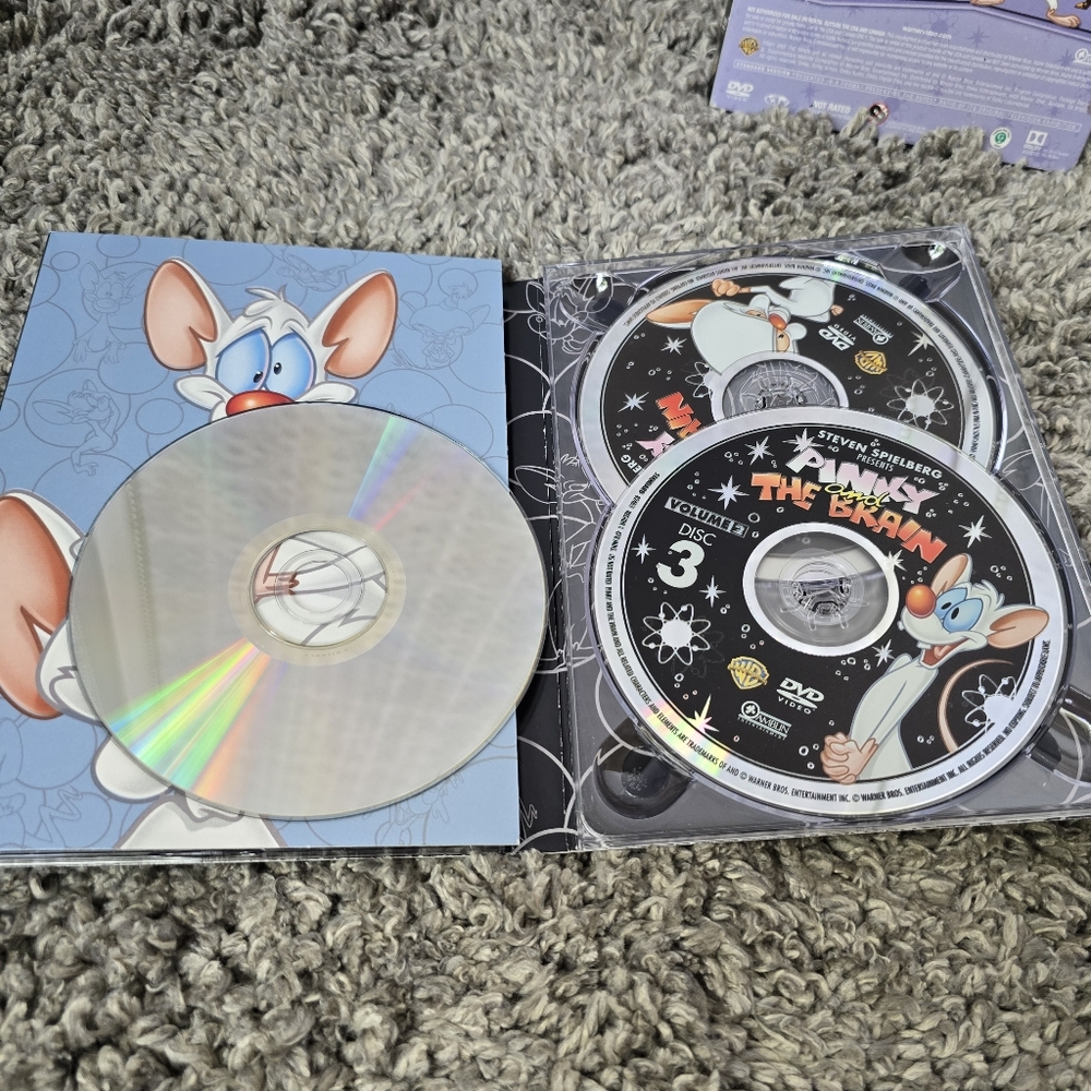 Pinky and the Brain DVD Collection Volumes 1 2 3 - Picture 9 of 14